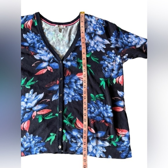 Isaac Mizrahi Button Front Floral Print Bell Sleeve Floral Cardigan Navy 2X - Picture 5 of 11